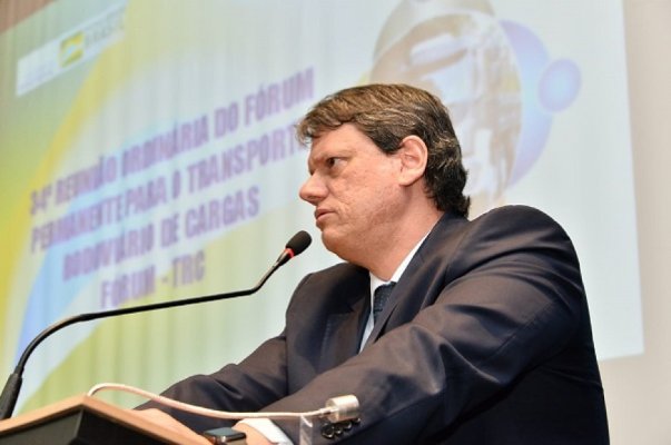 Governo Federal estabelece novas diretrizes para diálogo com os caminhoneiros